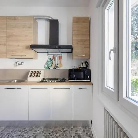 Casa Filo, Lo Scorcio Di * Triest